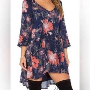 #153 Free People Navy Floral Long Sleeves Mini Dress Vneck Bell Sleeve Size 2